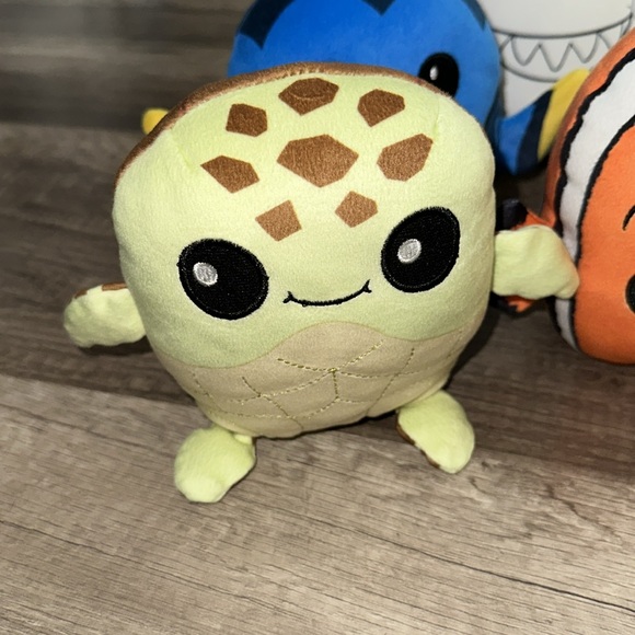 Finding Nemo Disney Pixar Mini Squishmallow Set - Picture 7 of 7